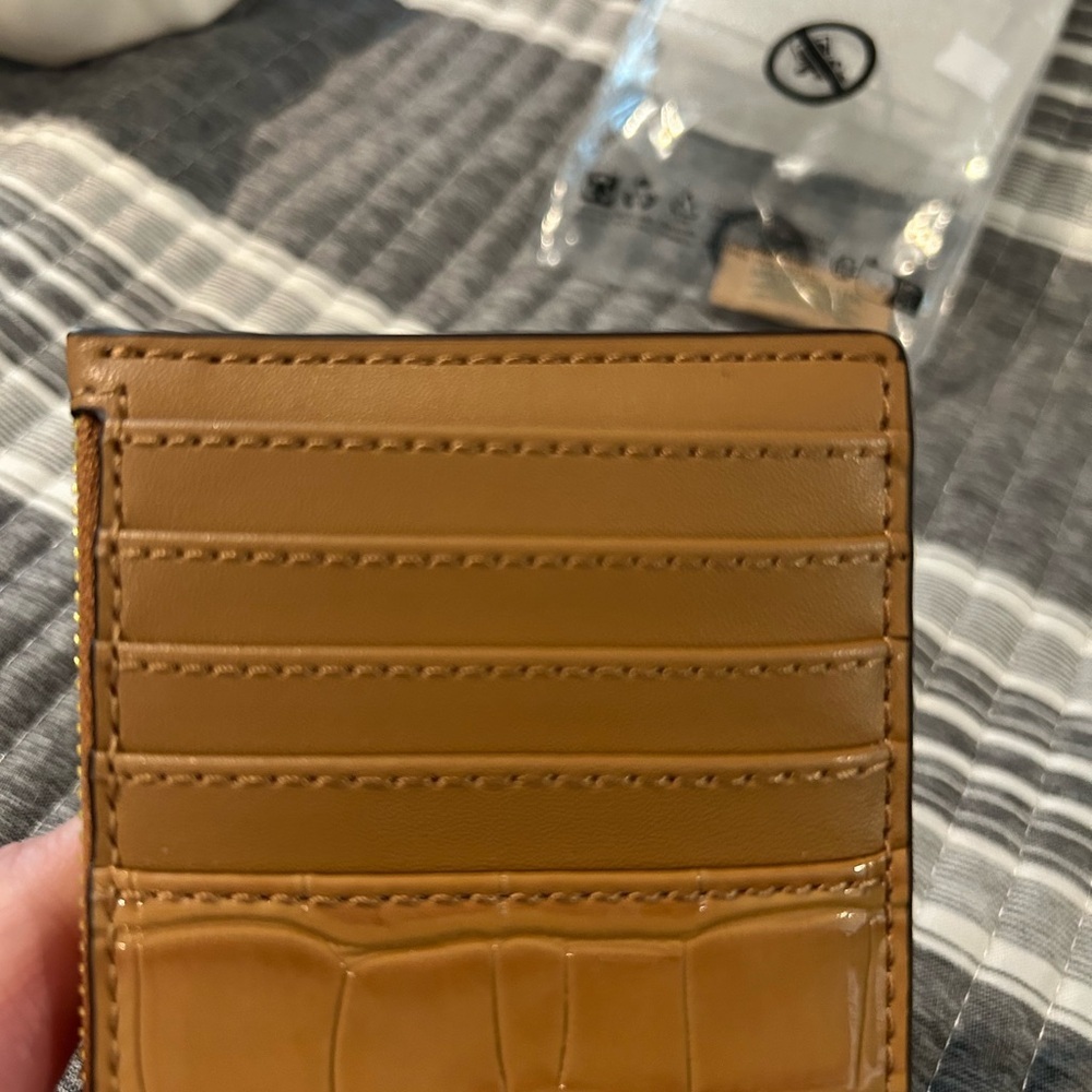 Michael Kors Camel Card Holder - Picture 3 of 7